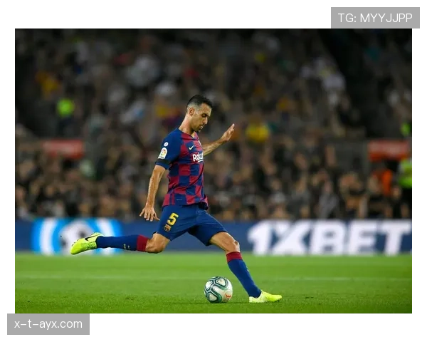 布斯克茨战术核心作用凸显，稳健防守与灵活调度赢得赞誉