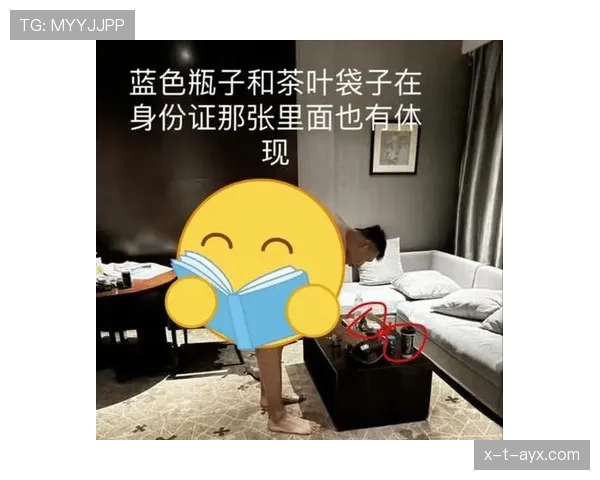 易建联上街排队买早点，名表配塑料袋这反差我笑喷